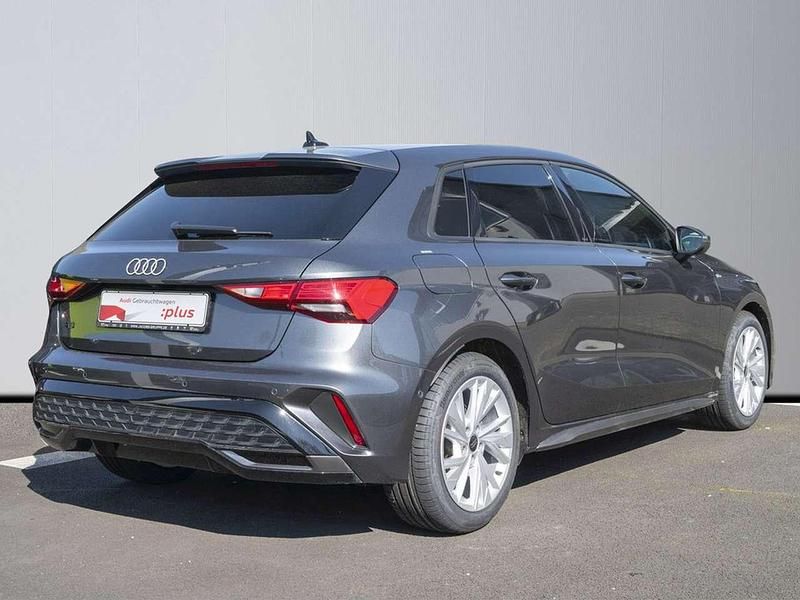 Gebraucht Audi A3 S-Line 150 PS (110 kW) 2025 Grau Limousine