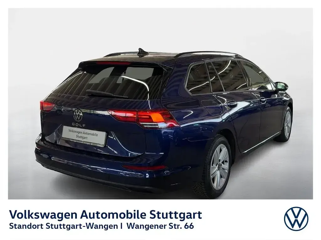 Gebraucht VW Golf VII Life 150 PS (110 kW) 2021 Blau Kleinwagen