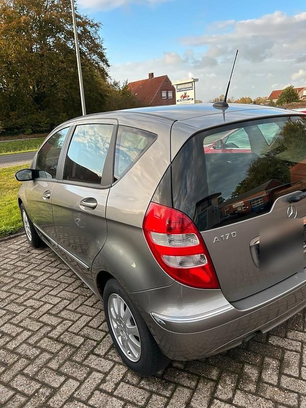 Grau Gebraucht 2007 Mercedes A170 Limousine | 2.900 € (Guter Preis) - Bild 1/4