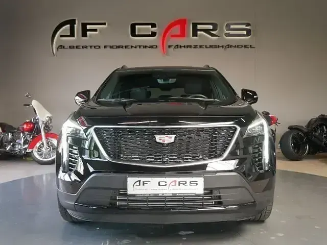 Gebraucht Cadillac XT4 230 PS (169 kW) 2022 Stellar black SUV