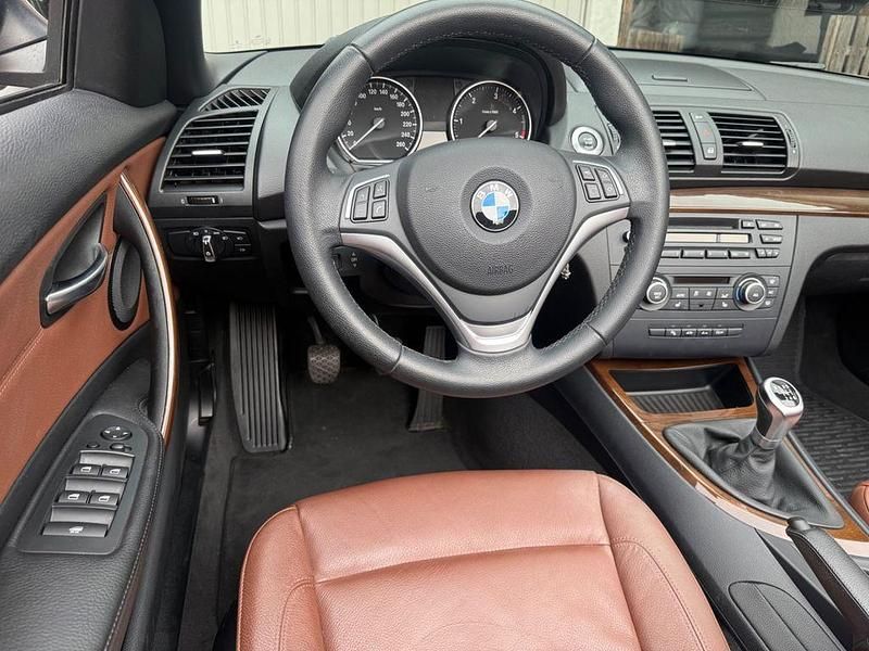 Gebraucht BMW 120 Cabriolet 177 PS (130 kW) 2013 Schwarz Cabrio