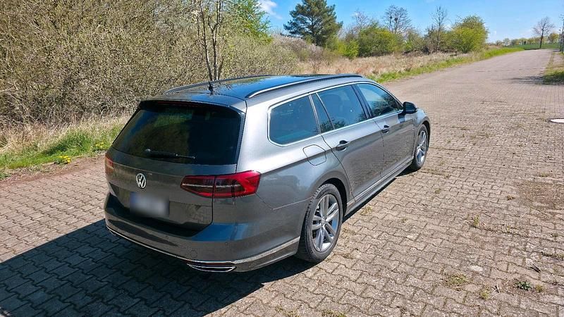 Gebraucht VW Passat R-line 190 PS (139 kW) 2015 Grau Kombi