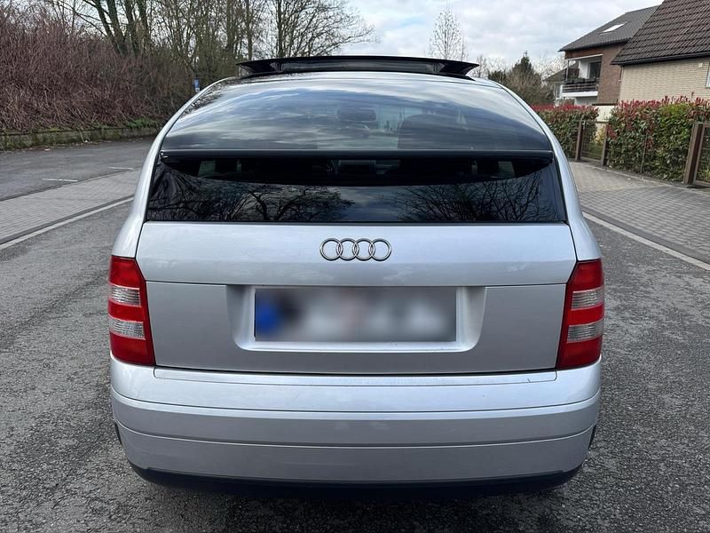Gebraucht Audi A2 75 PS (55 kW) 2005 Silber Kleinwagen