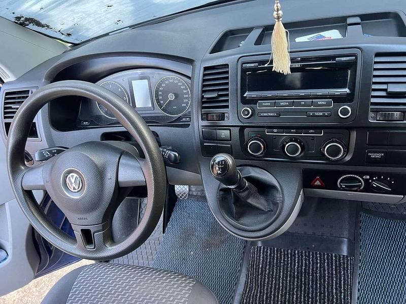 Gebraucht VW T5 Trendline 102 PS (75 kW) 2013 Van