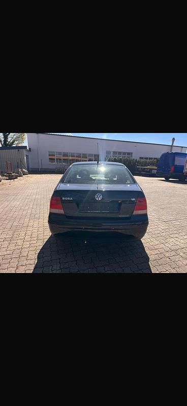 Gebraucht VW Bora 2001 Schwarz Kleinwagen