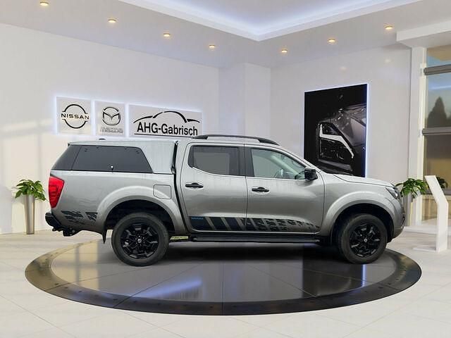 Gebraucht Nissan Navara 360º 190 PS (139 kW) 2021 Precision grey (m) Pickup