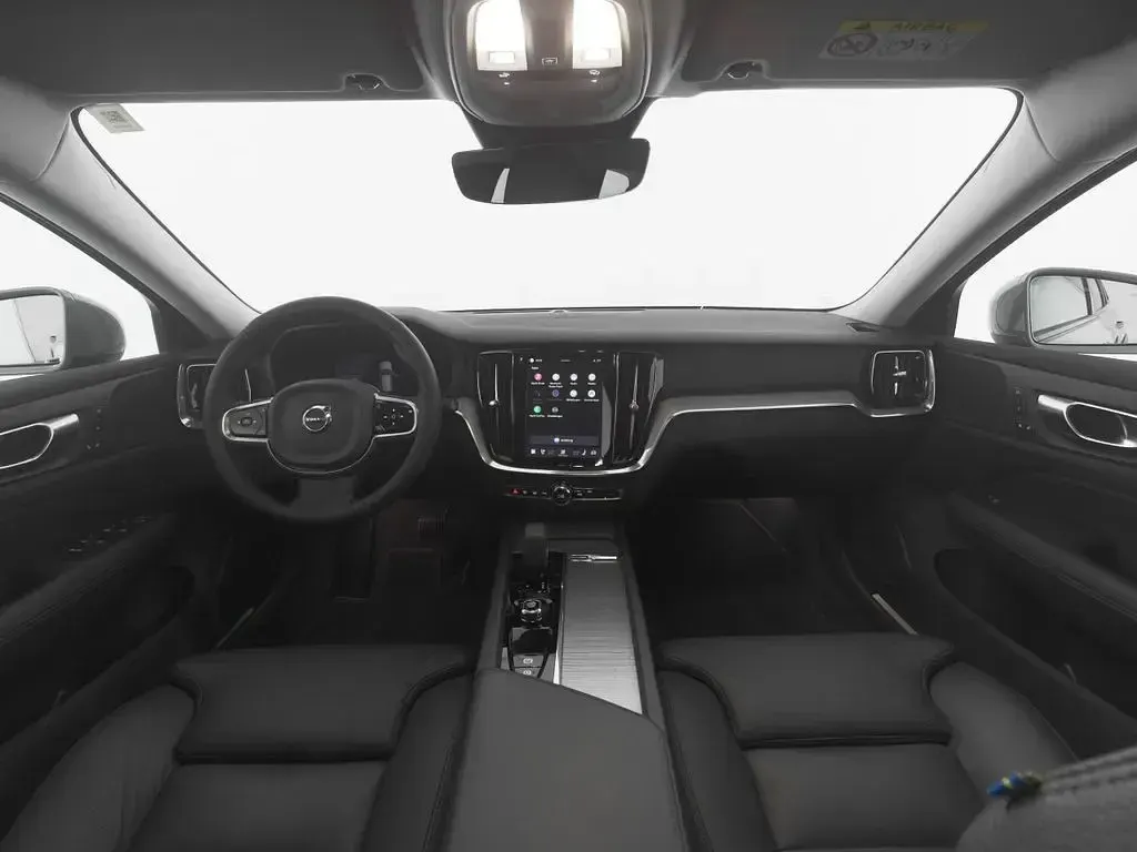 Gebraucht Volvo V60 CC Plus 197 PS (144 kW) 2024 Grau Kombi