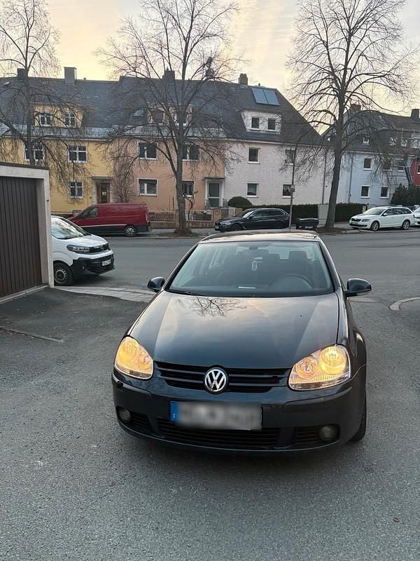 Gebraucht VW Golf IV 102 PS (75 kW) 2004 Blau Limousine