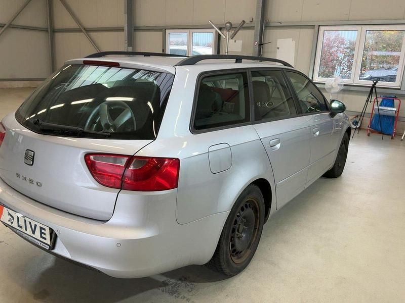 Gebraucht Seat Exeo Reference 143 PS (105 kW) 2012 Silber Kombi