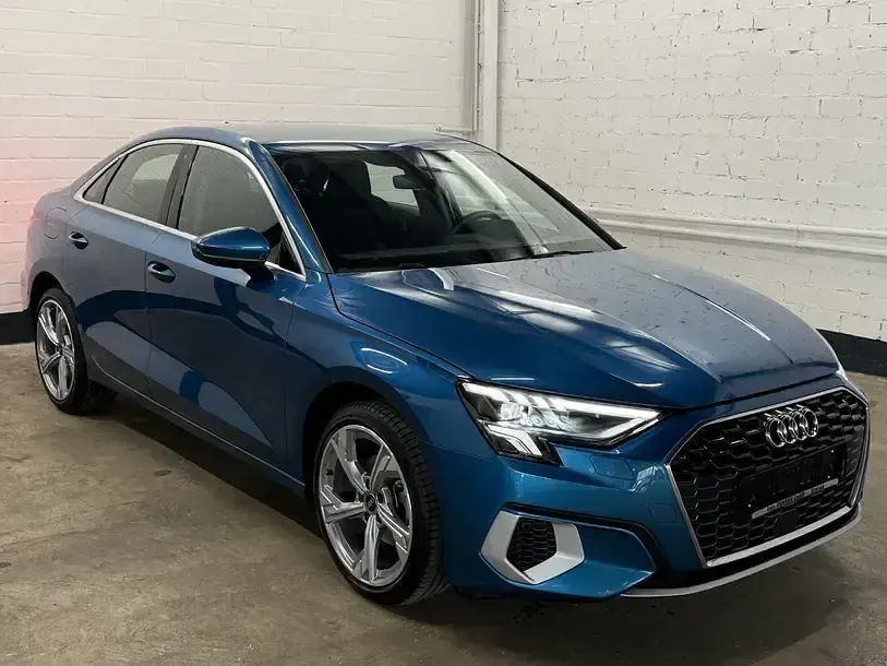 Gebraucht Audi A3 Advanced Plus 110 PS (80 kW) 2022 Blau Limousine