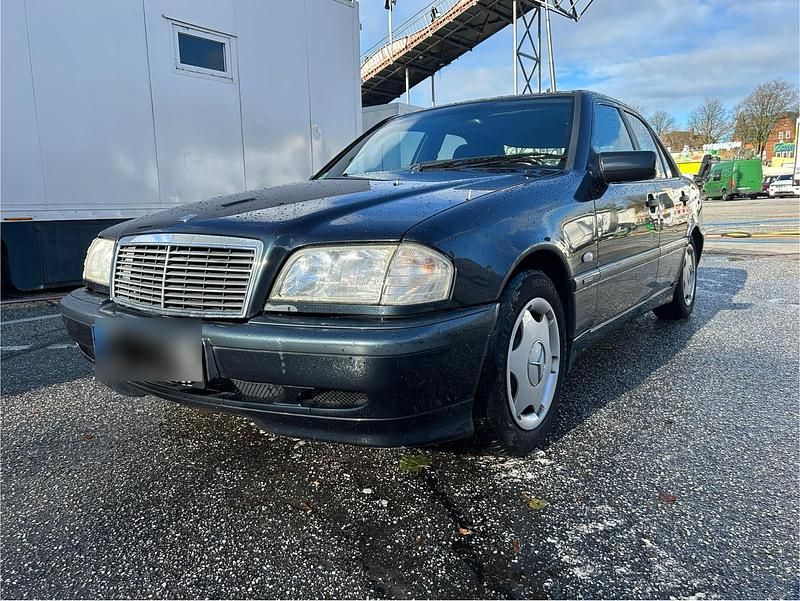 Blau Gebraucht 1999 Mercedes C180 Limousine | 3.250 € (Guter Preis) - Bild 1/4