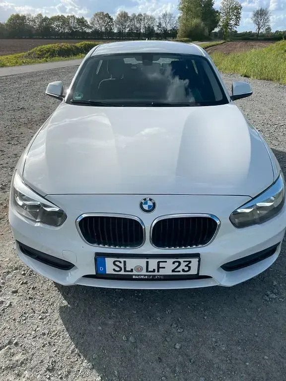 Gebraucht BMW 116 116 PS (85 kW) 2017 Weiß Kleinwagen