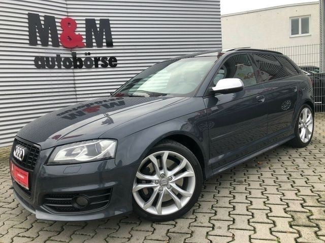 Grau Gebraucht 2012 Audi S3 Sport Limousine | 22.900 € (Teuer) - Bild 1/4