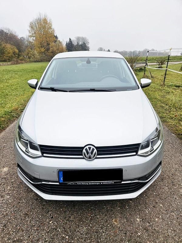 Silber Gebraucht 2017 VW Polo Allstar Kleinwagen | 10.999 € (Guter Preis) - Bild 1/4