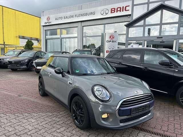 Moonwalk grey Gebraucht 2016 Mini Cooper Kleinwagen | 10.950 € (Guter Preis) - Bild 1/4