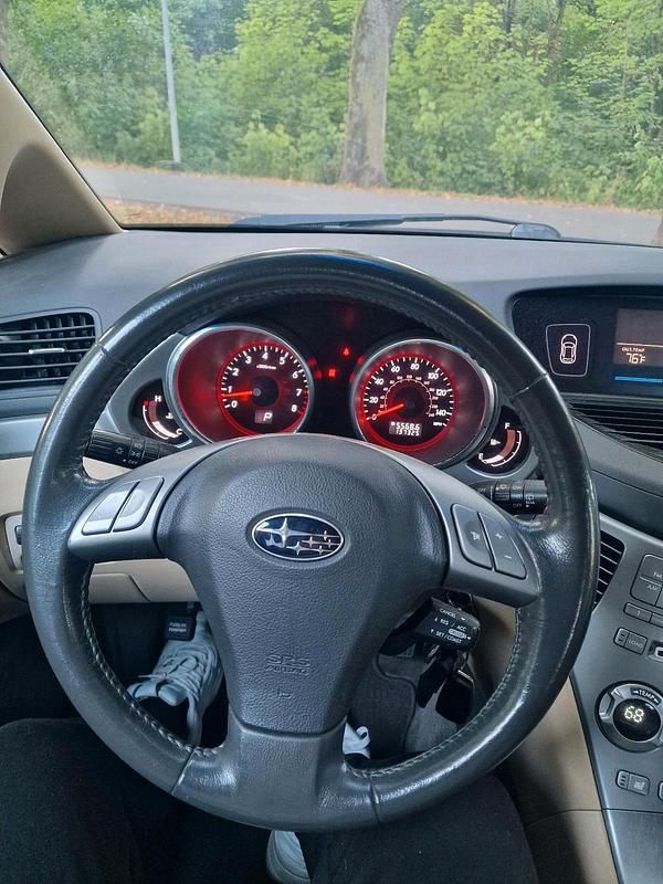 Beige Gebraucht 2006 Subaru Tribeca SUV | 5.750 € (Fairer Preis) - Bild 1/4