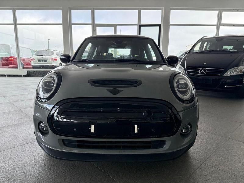 Grau Gebraucht 2020 Mini Cooper SE Kleinwagen | 15.950 € (Guter Preis) - Bild 1/4