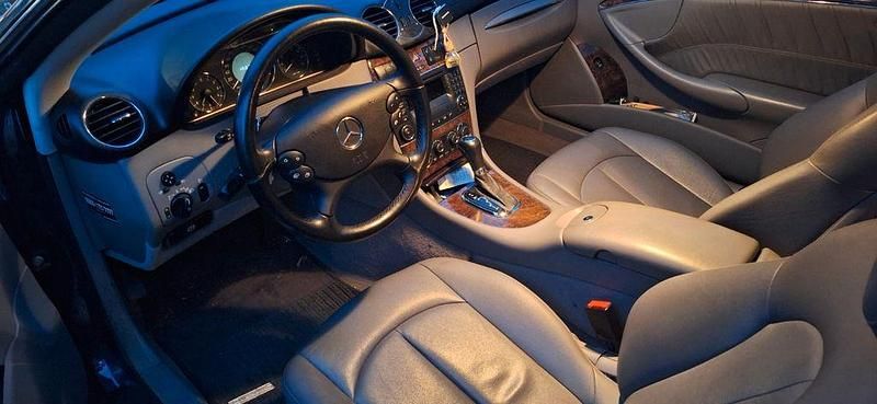 Gebraucht Mercedes CLK280 Elegance 231 PS (169 kW) 2005 Blau Coupé