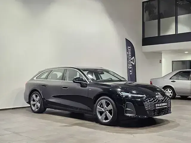 Gebraucht Audi A6 Sport 299 PS (219 kW) 2025 Schwarz Limousine