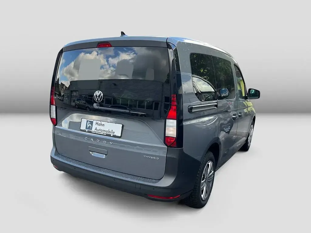 Gebraucht VW Caddy Basis 150 PS (110 kW) 2025 Grau Van / Kleinbus