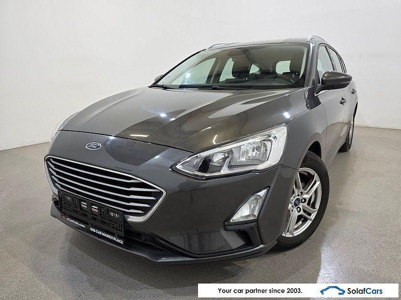 Gebraucht Ford Focus 101 PS (74 kW) 2019 Grau Limousine