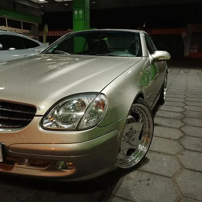 Gebraucht Mercedes SLK230 197 PS (144 kW) 2003 Silber Cabrio
