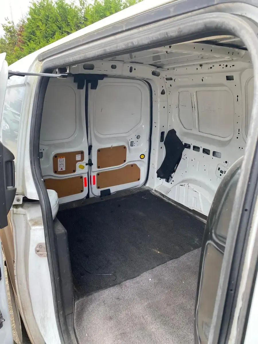 Gebraucht Ford Transit Connect 95 PS (69 kW) 2015 Weiß Van / Kleinbus