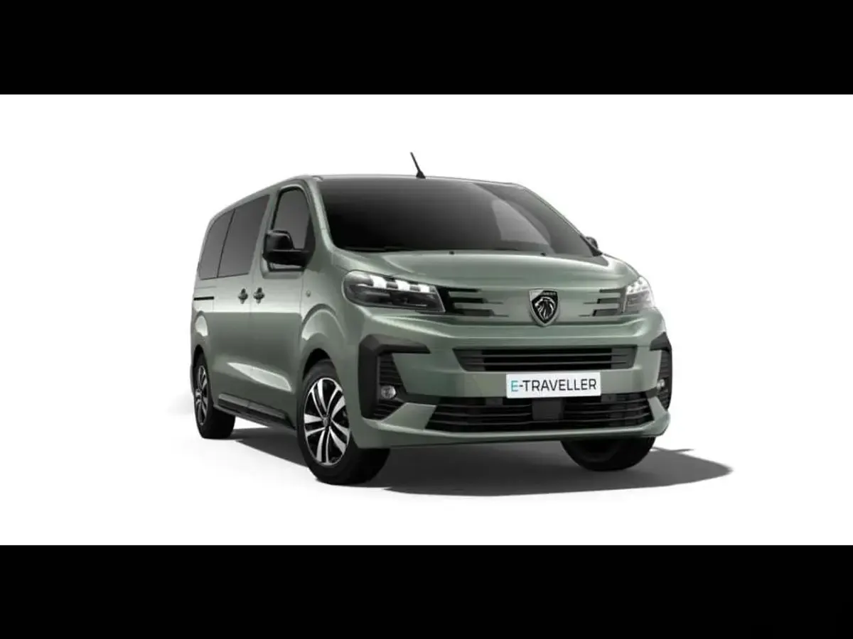 Neu Peugeot Traveller 177 PS (130 kW) 2025 All terrain grün Van / Kleinbus