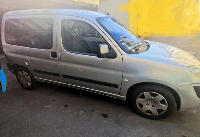 Gebraucht Citroën Berlingo 66 PS (48 kW) 2004 Silber Van / Kleinbus