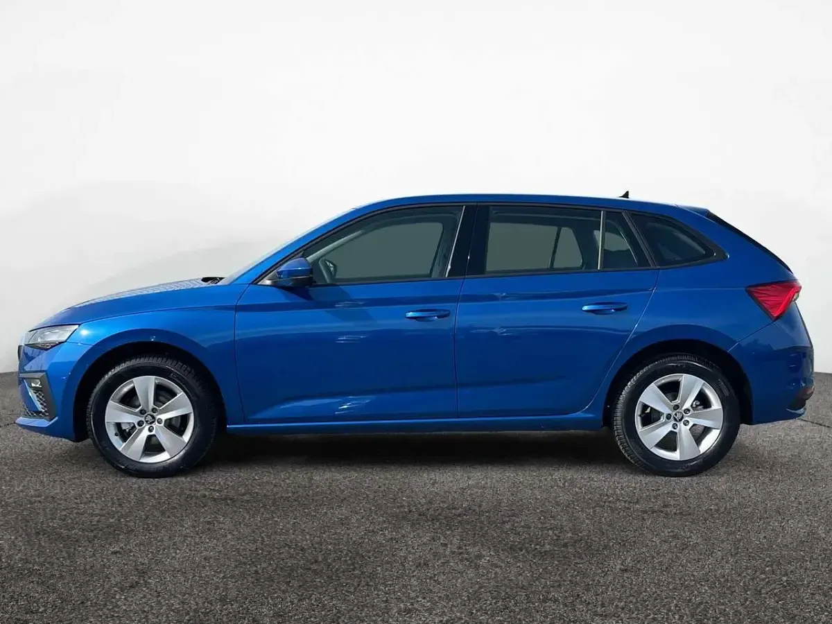 Gebraucht Skoda Scala Selection 116 PS (85 kW) 2026 Raceblau Kleinwagen