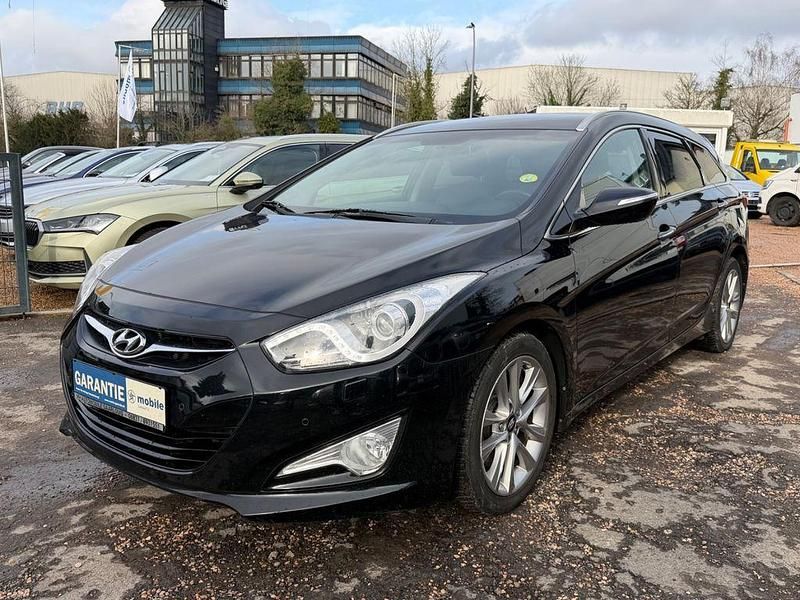 Gebraucht Hyundai i40 Premium 136 PS (100 kW) 2014 Schwarz Kombi