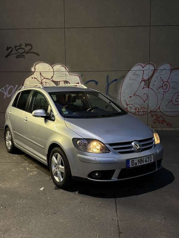 Silber Gebraucht 2008 VW Golf Plus Cross United Van / Kleinbus | 4.700 € (Fairer Preis) - Bild 1/4
