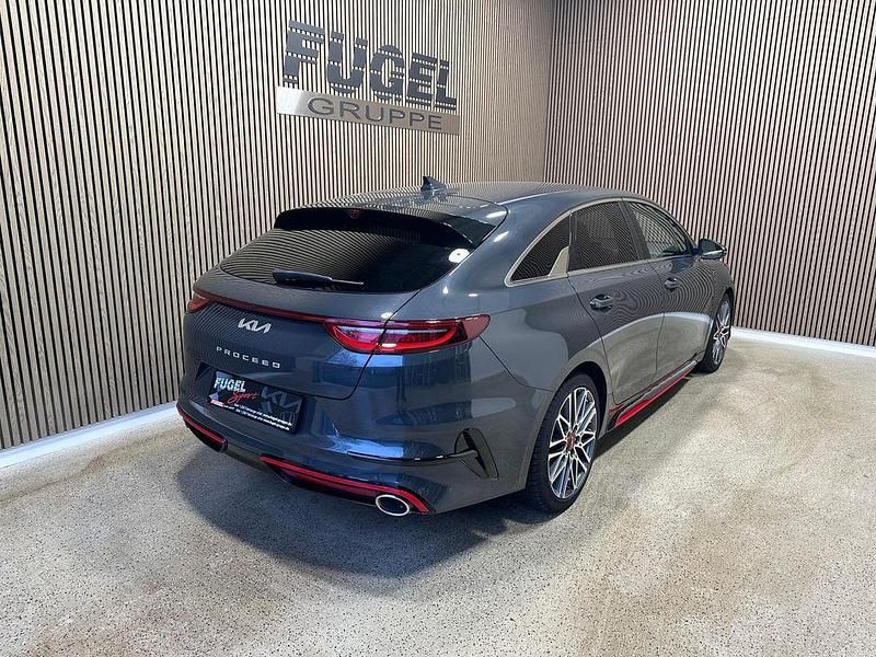 Gebraucht Kia ProCeed GT 204 PS (150 kW) 2022 Pentametal met. Kleinwagen