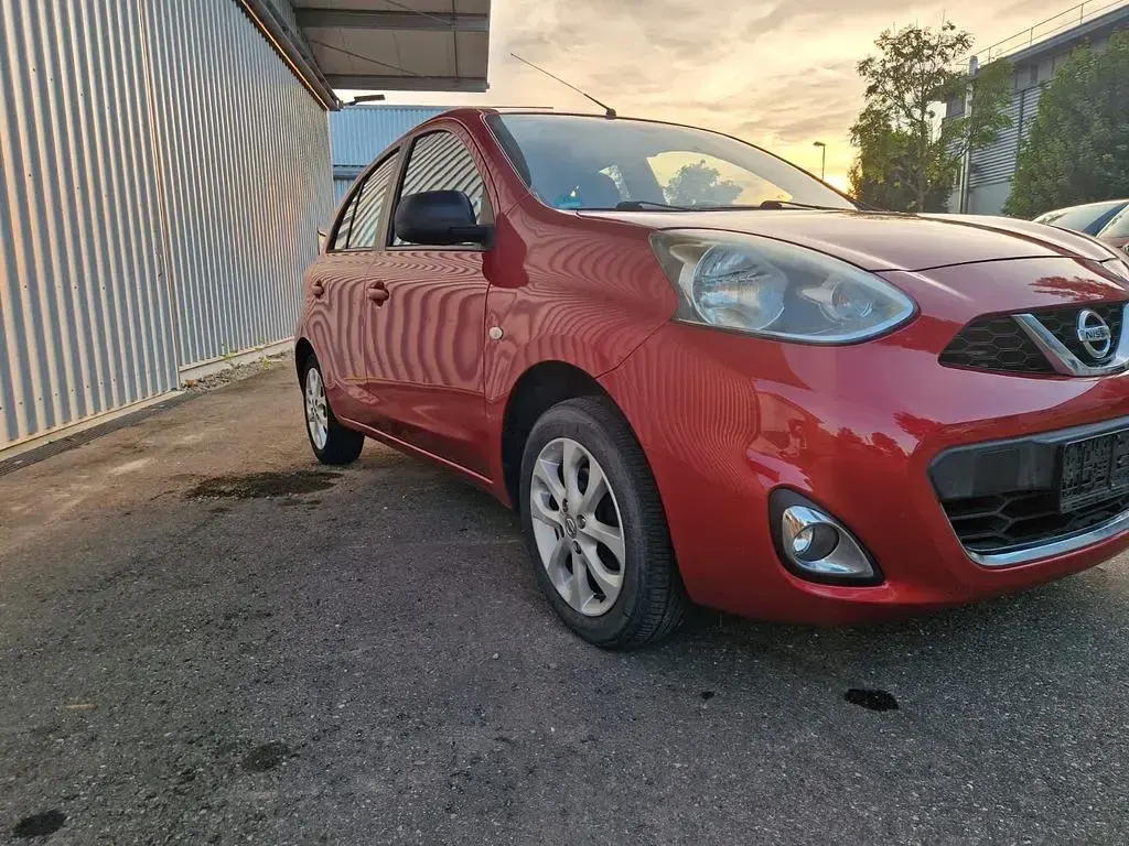 Gebraucht Nissan Micra Acenta 80 PS (58 kW) 2016 Rot Kleinwagen