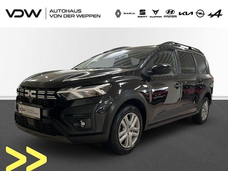 Schwarz Gebraucht 2023 Dacia Jogger Expression Van / Kleinbus | 17.680 € (Etwas zu teuer) - Bild 1/4