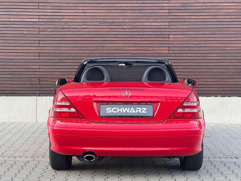 Gebraucht Mercedes SLK200 163 PS (119 kW) 2003 Rot Cabrio