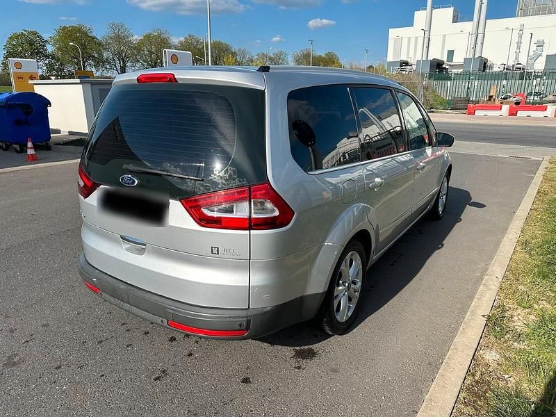 Second-hand Ford Galaxy 200 CP (147 kW) 2011 Argintiu Monovolum