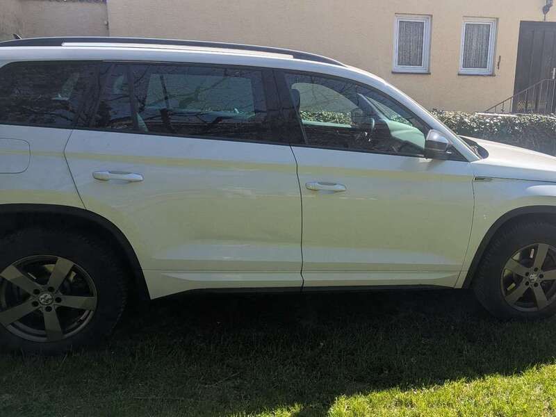 Weiß Gebraucht 2018 Skoda Kodiaq SportLine SUV | 20.000 € (Fairer Preis) - Bild 1/4