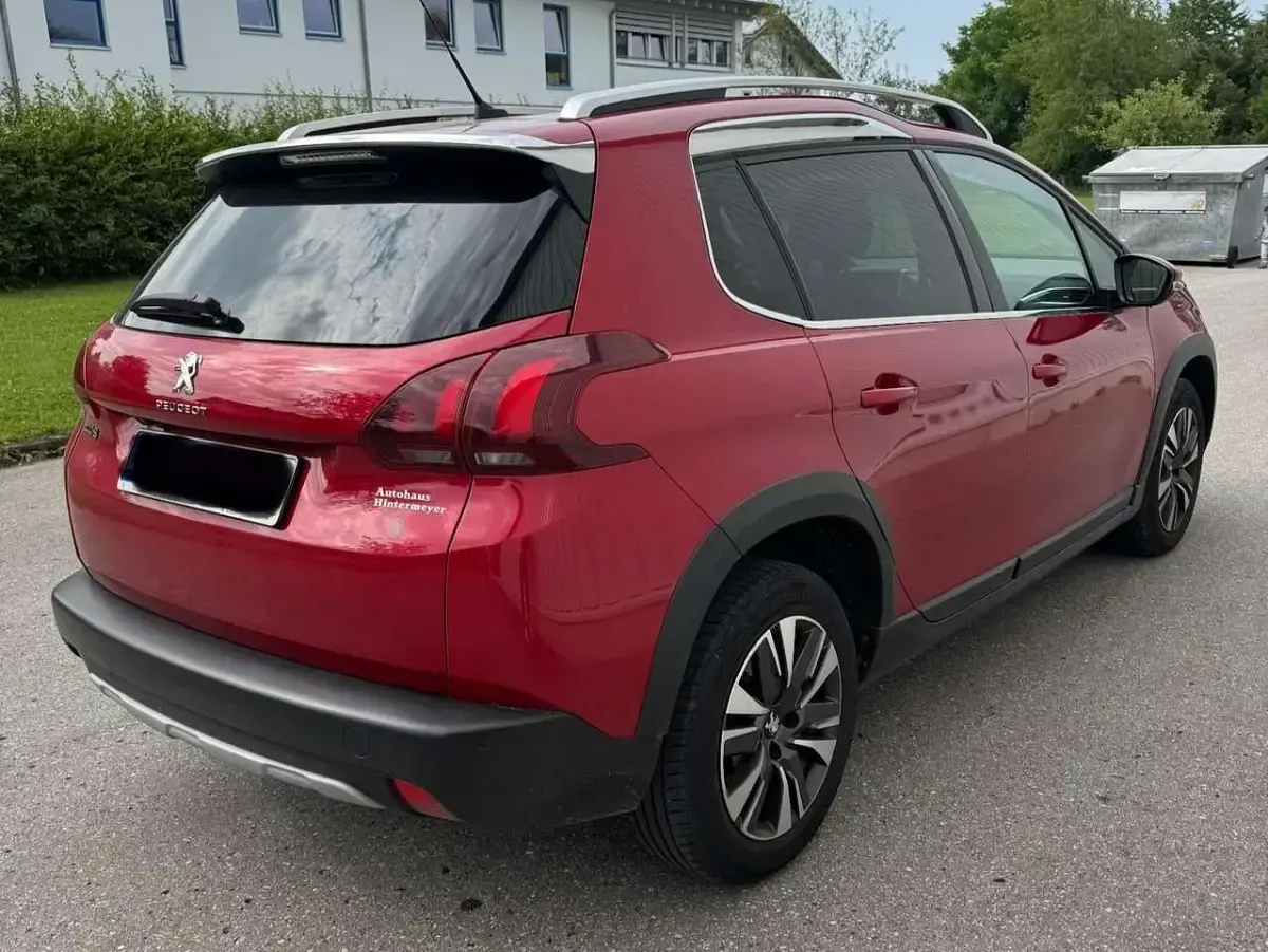 Gebraucht Peugeot 2008 131 PS (96 kW) 2019 Rot SUV