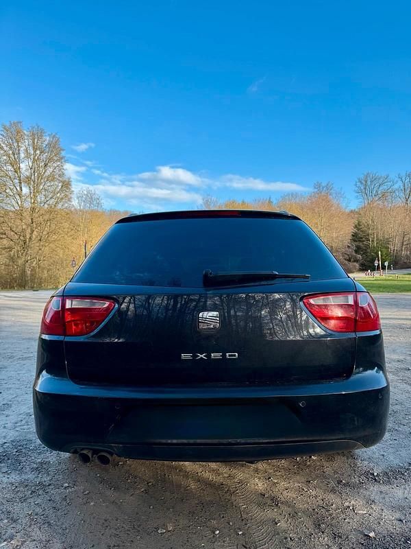 Second-hand Seat Exeo 143 CP (105 kW) 2011 Negru Break