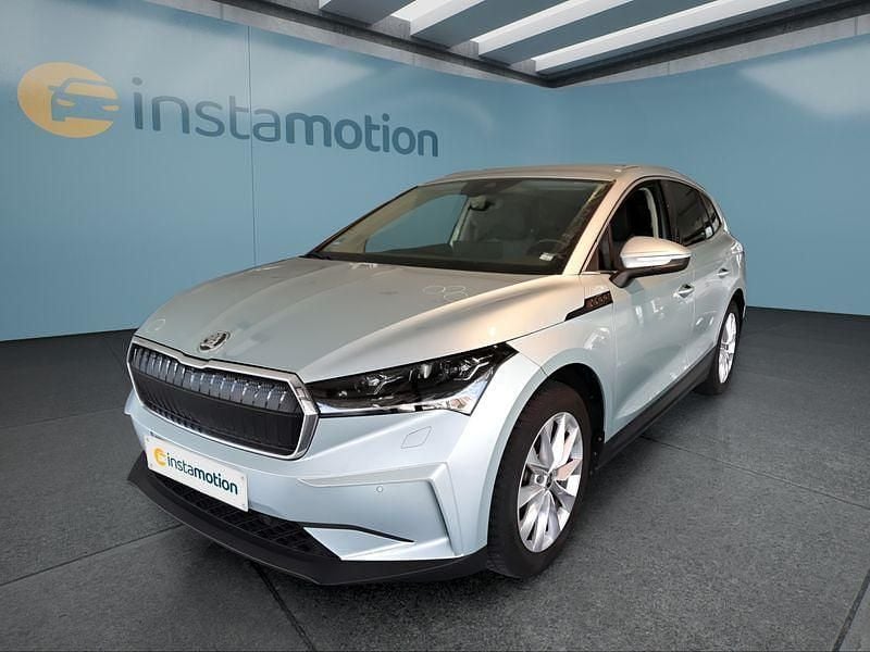 Silber Gebraucht 2021 Skoda Enyaq iV Loft SUV | 28.199 € (Fairer Preis) - Bild 1/4
