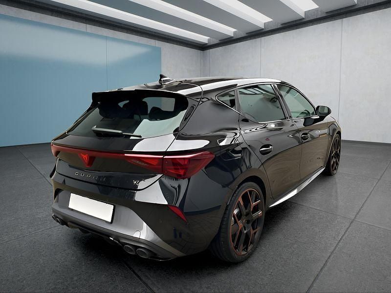 Gebraucht Cupra Leon VZ 300 PS (220 kW) 2025 Schwarz Kleinwagen