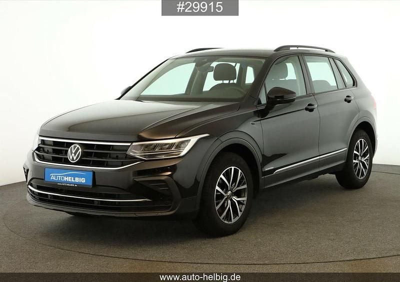 Gebraucht VW Tiguan Life 150 PS (110 kW) 2022 Deep black metallic SUV