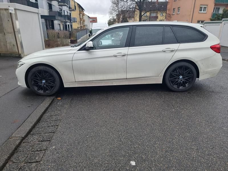 Gebraucht BMW 320 M Sport 190 PS (139 kW) 2016 Weiß Kombi