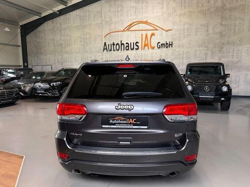 Gebraucht Jeep Grand Cherokee Overland 250 PS (183 kW) 2019 Grau SUV
