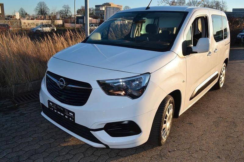 Weiß Gebraucht 2019 Opel Combo Life Edition Kombi | 10.800 € - Bild 1/4