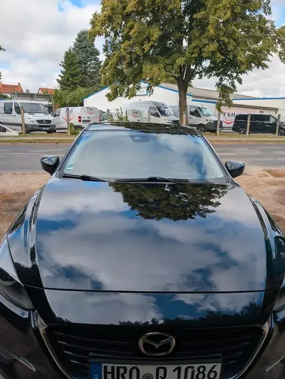 Gebraucht Mazda 3 Center-Line 120 PS (88 kW) 2018 Schwarz Limousine