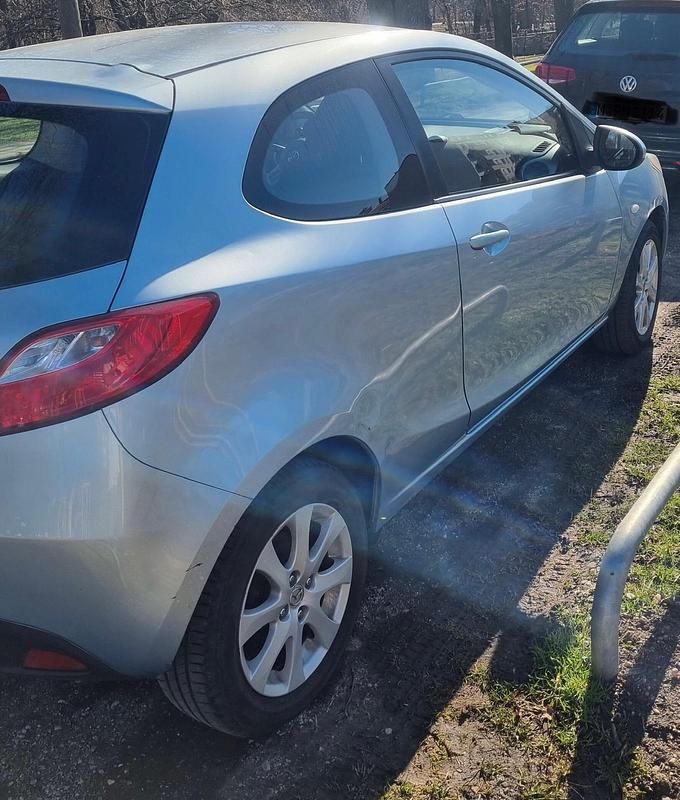 Gebraucht Mazda 2 68 PS (50 kW) 2009 Blau Kleinwagen
