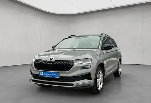Gebraucht Skoda Karoq SportLine 190 PS (139 kW) 2023 Grau SUV