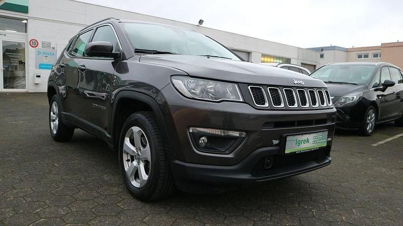 Gebraucht Jeep Compass Longitude 140 PS (102 kW) 2000 Granite crystal SUV